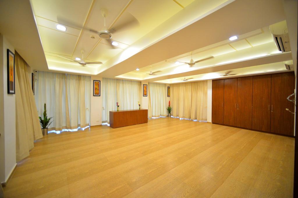 The Grand Imperial Hotel Morbi Exterior foto